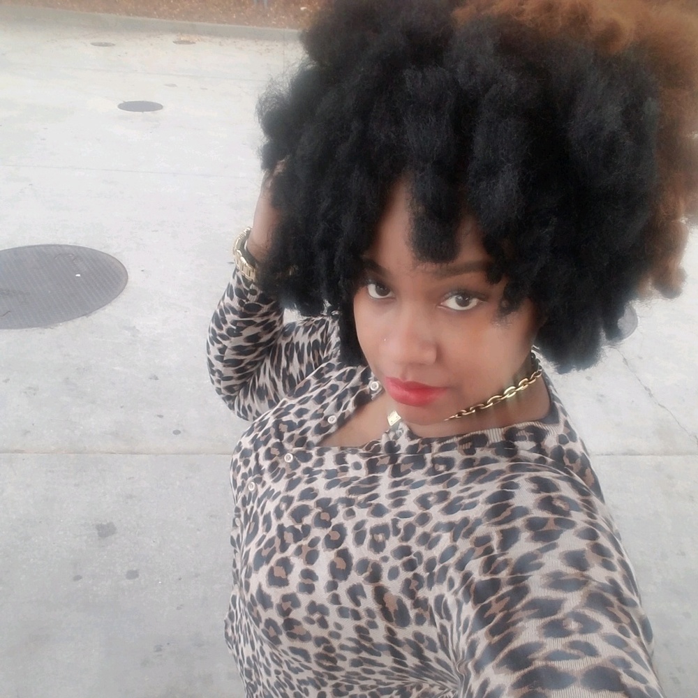 Meet your Posher, Latise